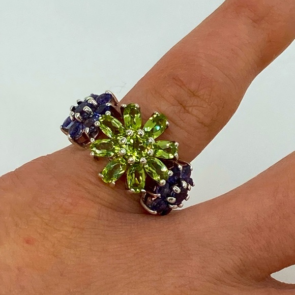 Vtg Sterling Silver Amethyst & Peridot Floral Cocktail Ring 3 Flowers | Sz 5 - Picture 9 of 13